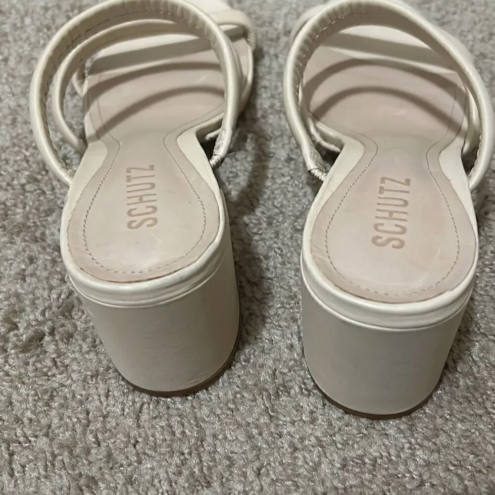 Schutz Women's 11 Block Heel Leather Strappy Slip On Sandals Ivory Cream New